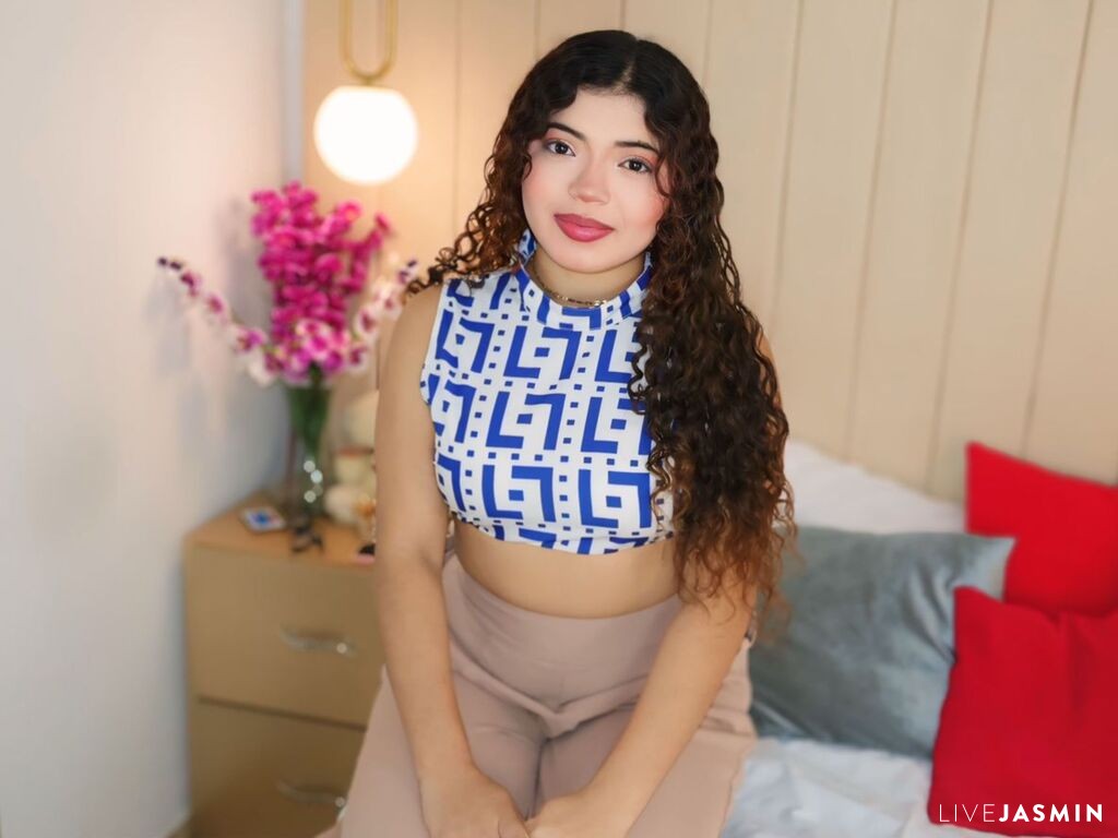 Live cam model AliceKalo