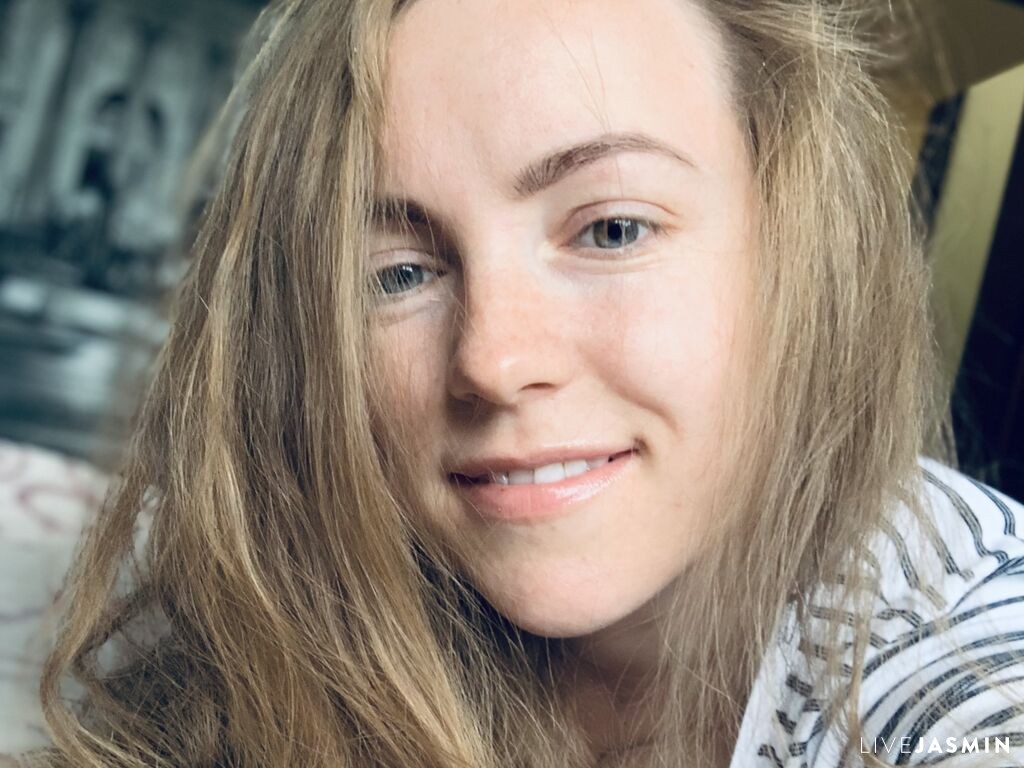 JannyJones live cam profile preview on CamGirlVillage